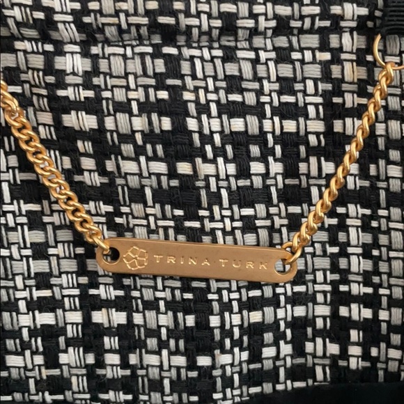 Elegant Trina Turk suit set. Short Jacket w/ skirt - Picture 2 of 10